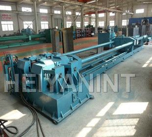 Bending machine for metal pipe