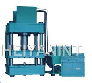Concentric reducer forming machine